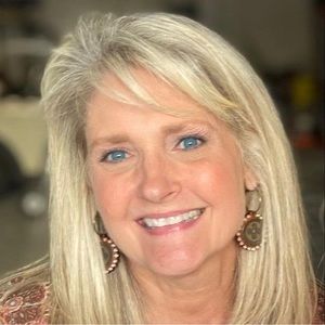 Meet your Posher, Lori